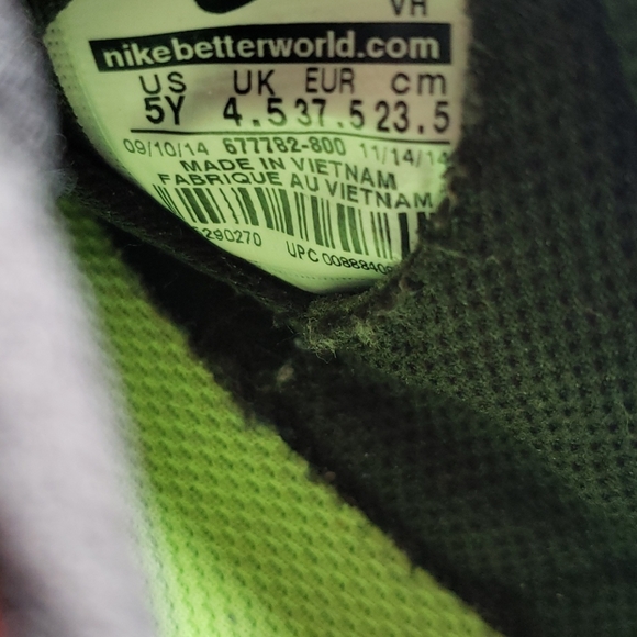 Nike Roshe One Palm Tree Print Sneakers - Picture 12 of 13